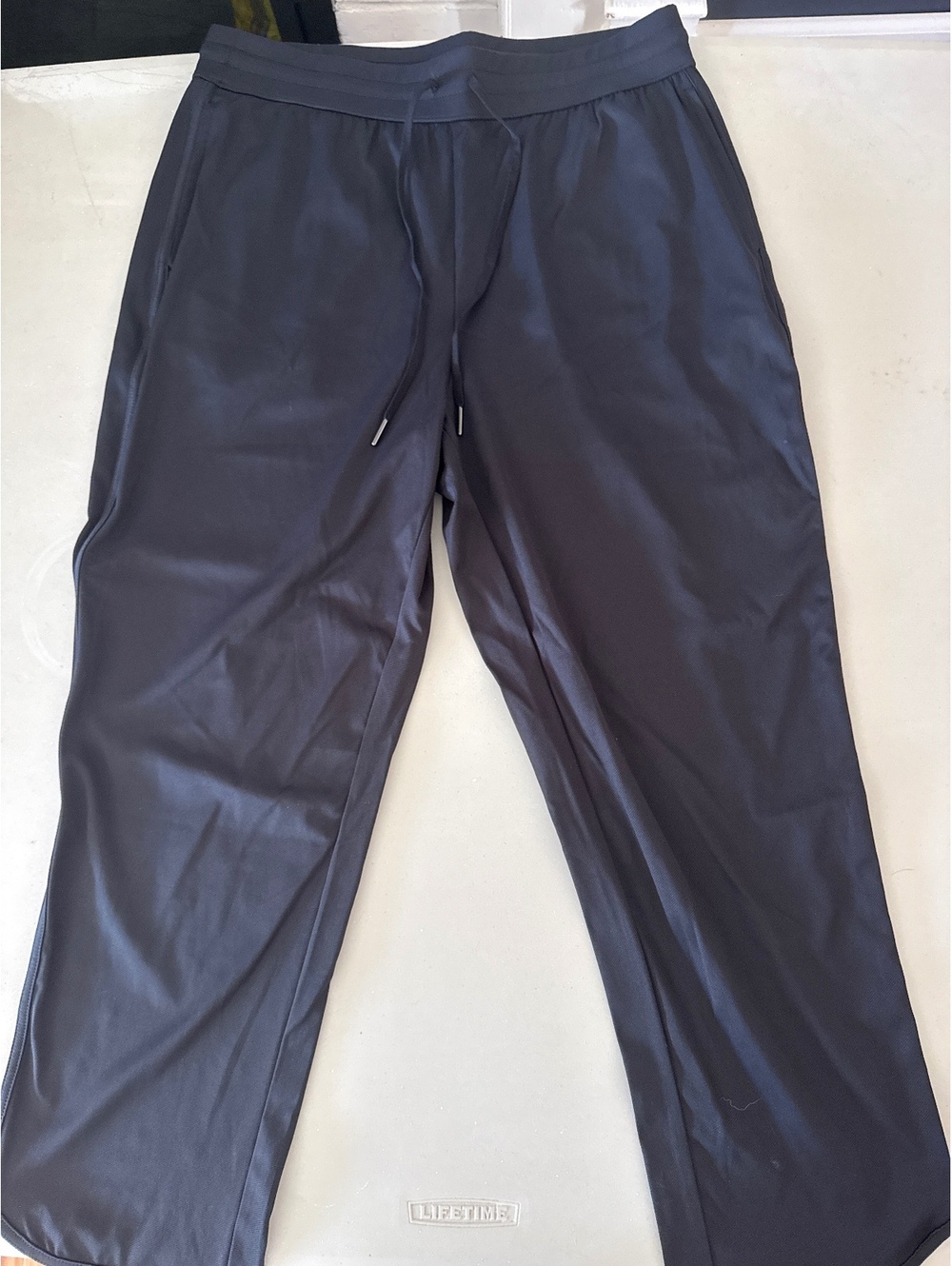 Halara women’s lightweight pants size XL